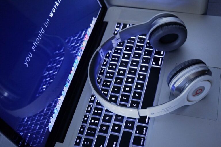 computer-creative-technology-web-internet-office-721151-pxhere.com